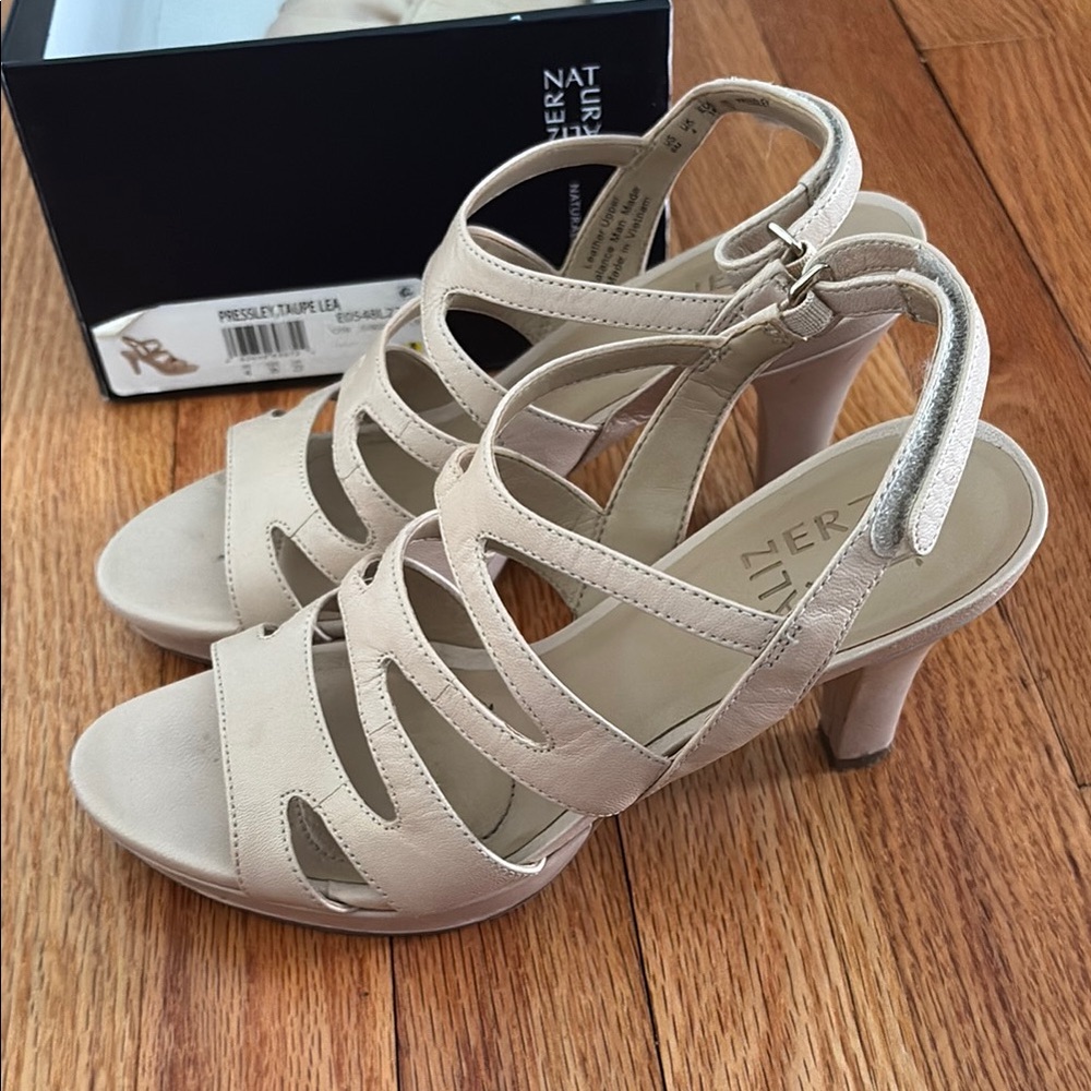 Naturalizer Cream Strappy Heels Elegant Design